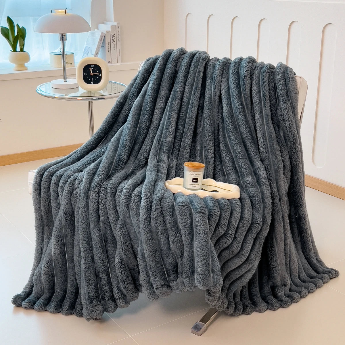 The Snuggly Throw Blanket